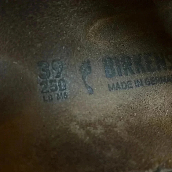 Birkenstock red gold metallic sandals size 39/ 8.5 - Picture 4 of 4